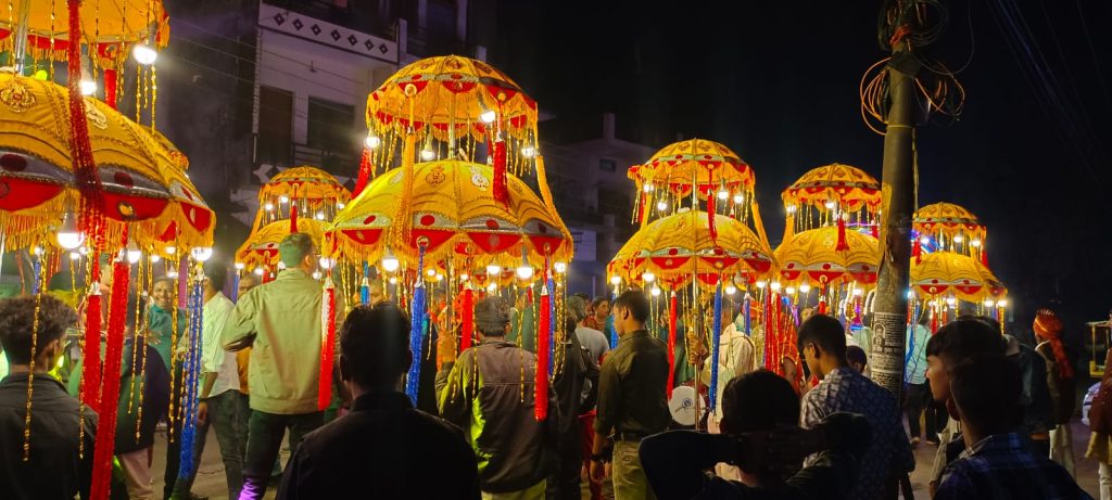 "Wedding roadlight decoration by expert wedding planner in Deoria, Saraswati Events"
