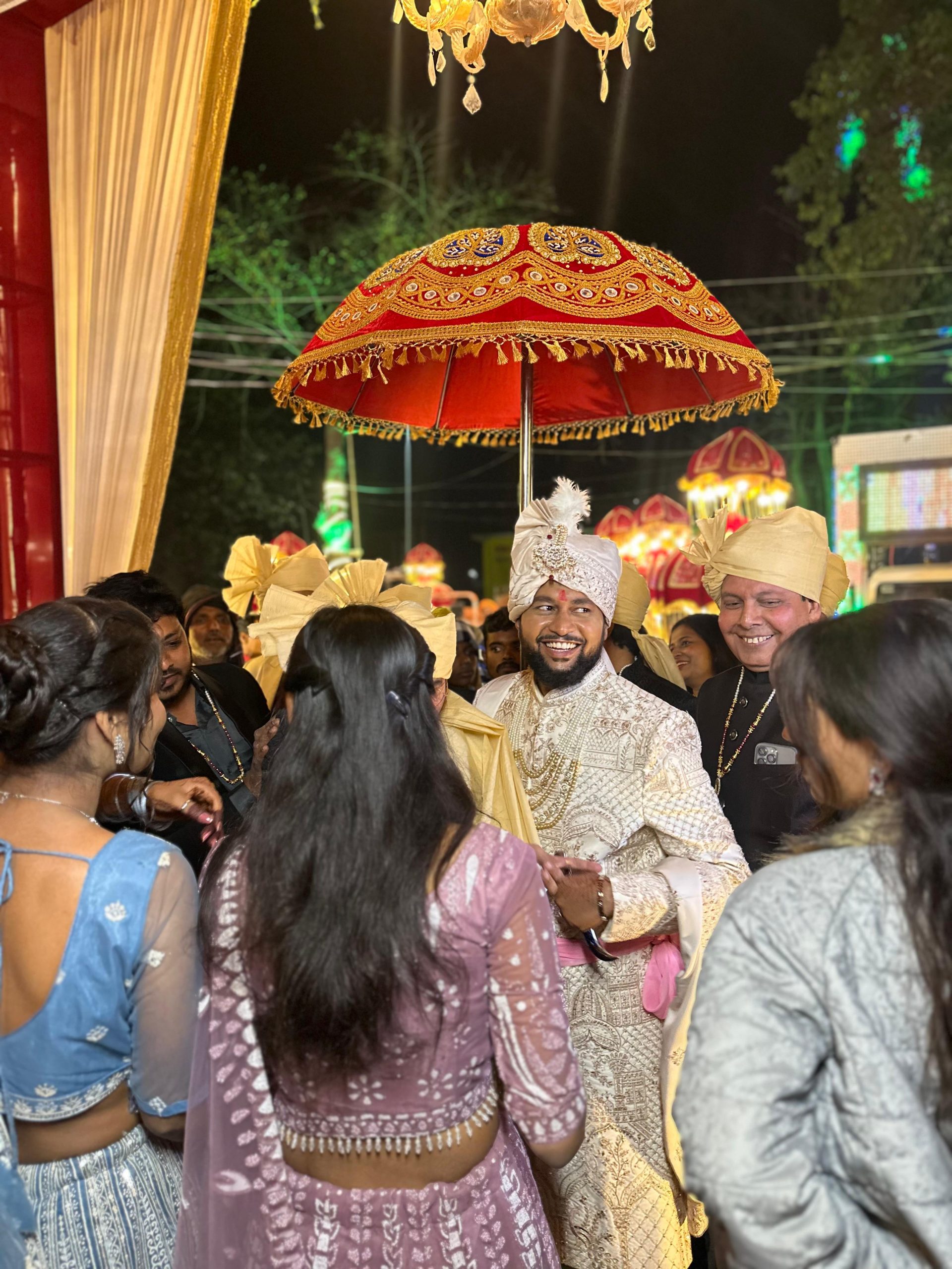 Royal vintage groom entry padrauna